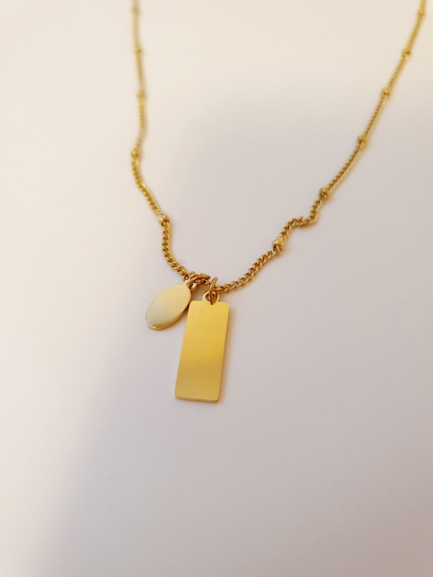 Médaille personnalisée ovale 10mm × 5mm