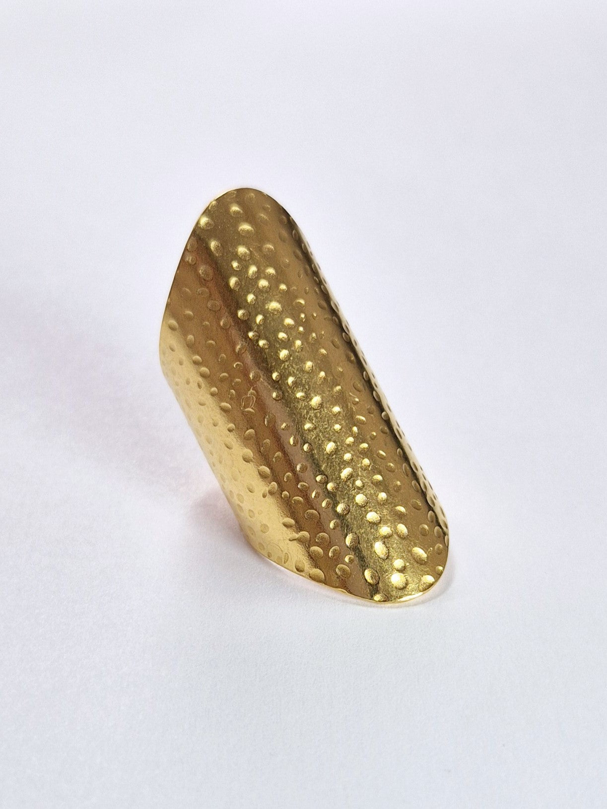 Bague ovale martelée XXL
