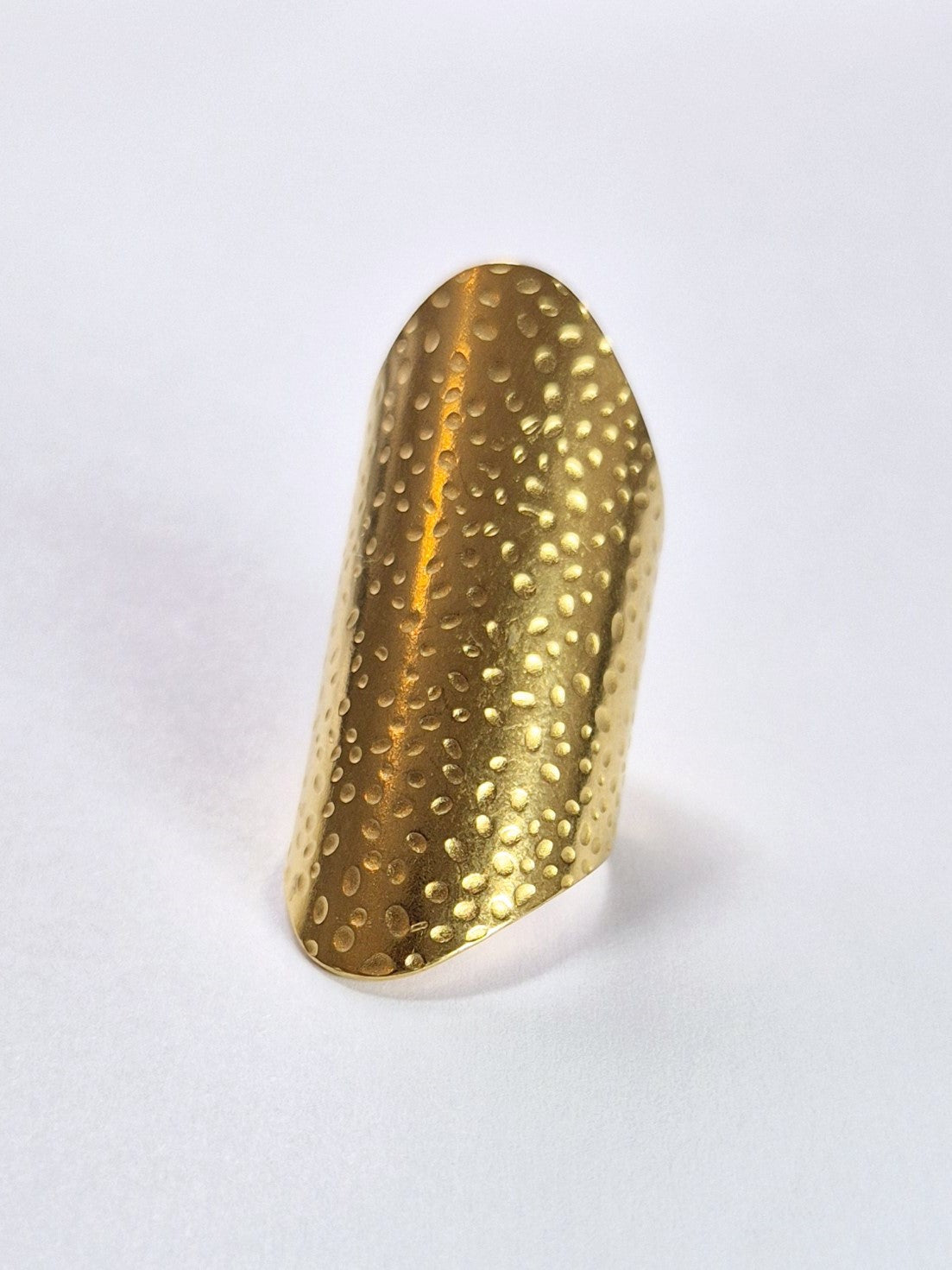 Bague ovale martelée XXL