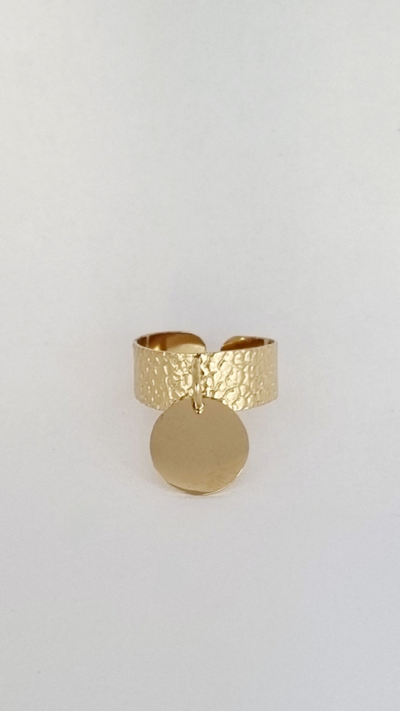 Bague martelée breloque ajustable personnalisable