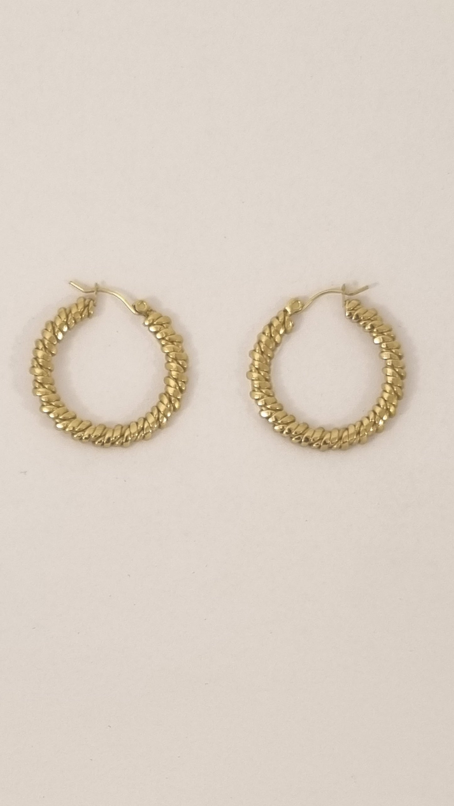 Boucles d'oreilles créoles spirale aplatie