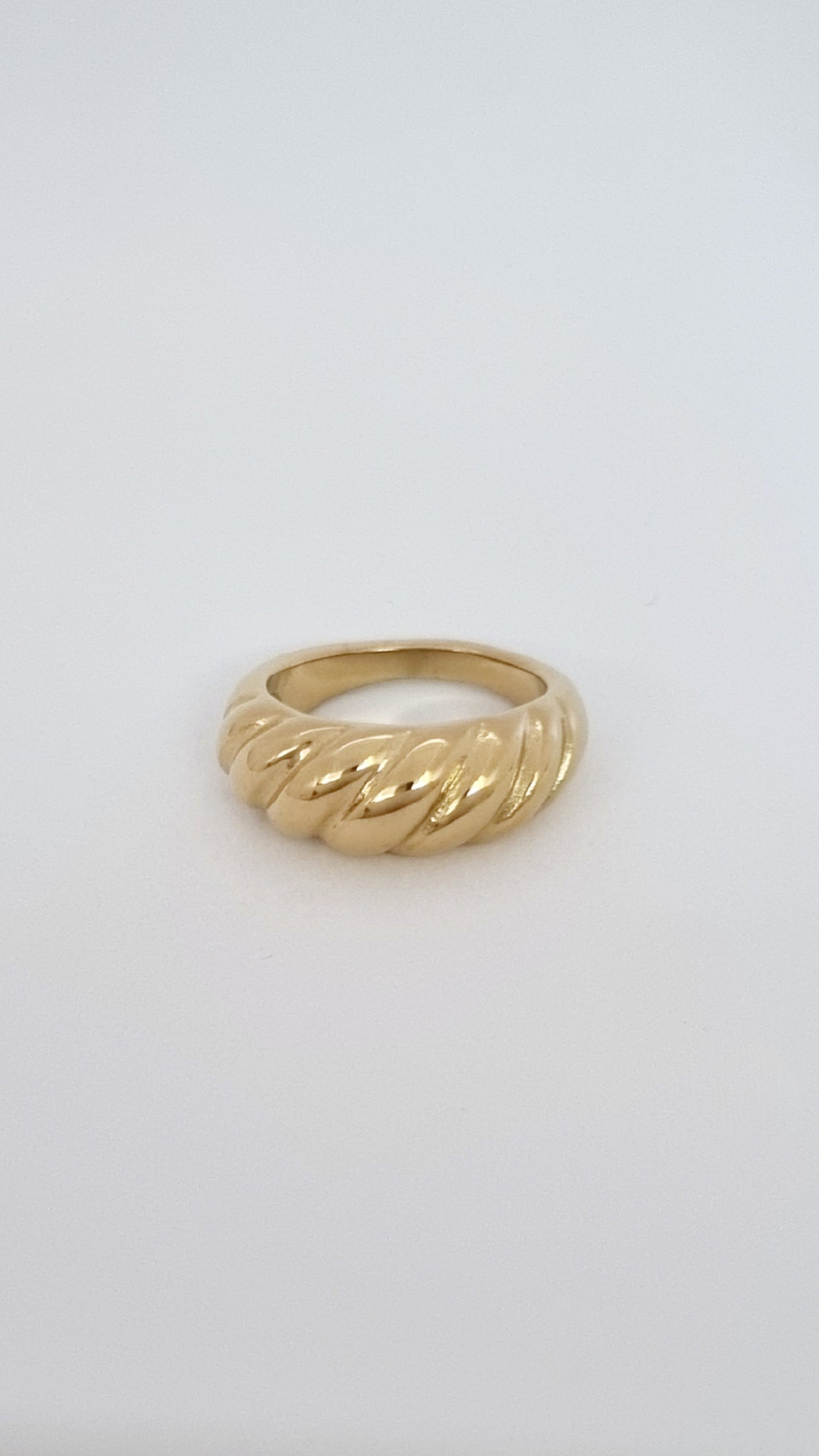 Bague relief croissant