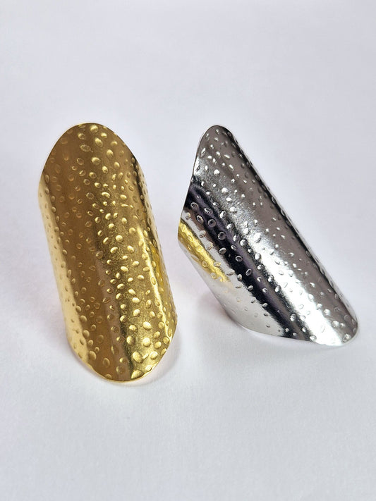 Bague ovale martelée XXL