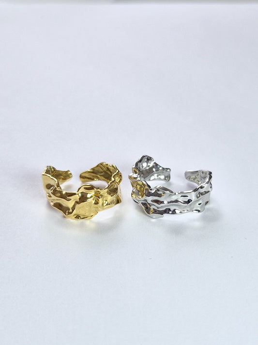 Bague texturée froissée
