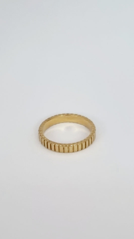 Bague anneau strié à empiler
